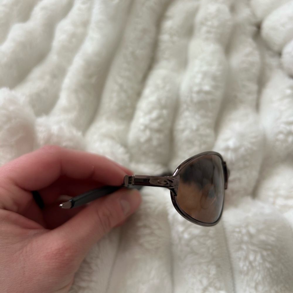 Oakley Wire E Sunglasses - Picture 3 of 4